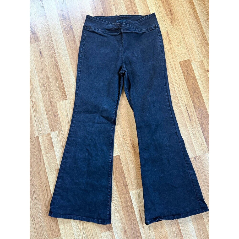 Women’s Black Solid Denim Jeans Regular Size Type
